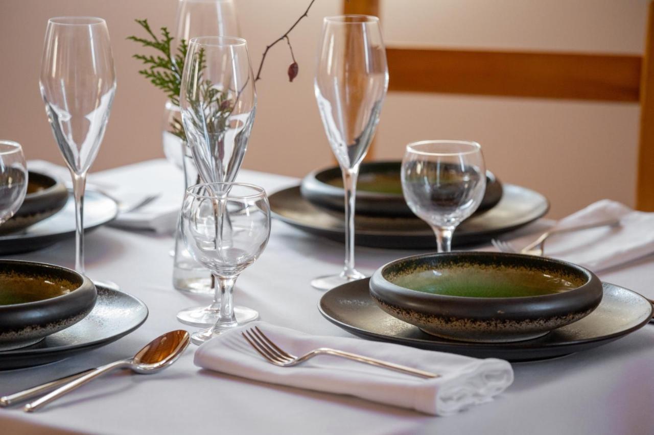 Noble'S Panzio Es Etterem Bed & Breakfast Nemesnep ภายนอก รูปภาพ